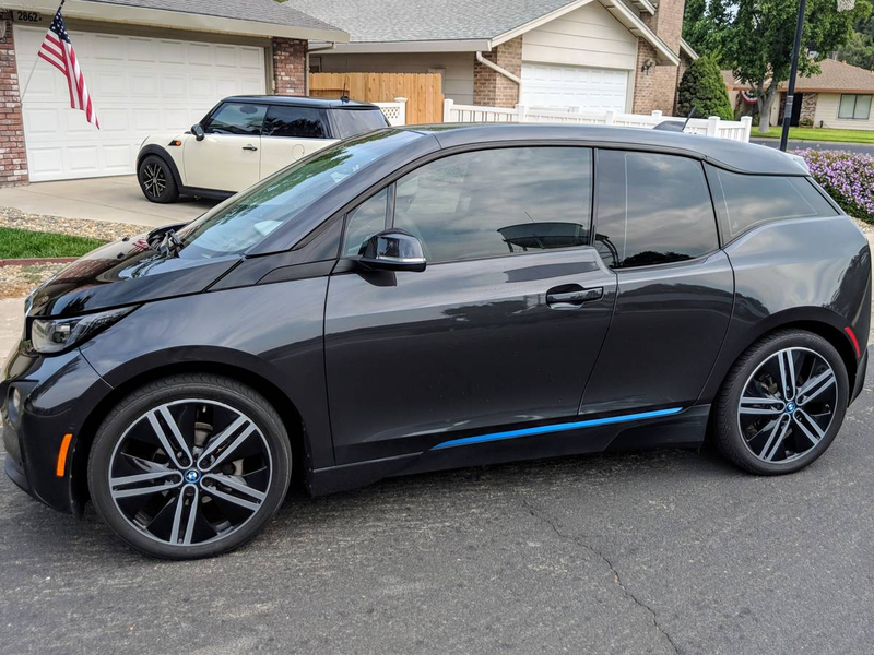 Illustration for article titled At $15,500, Could You Get a Charge Out of This 2014 BMW i3 REX?
